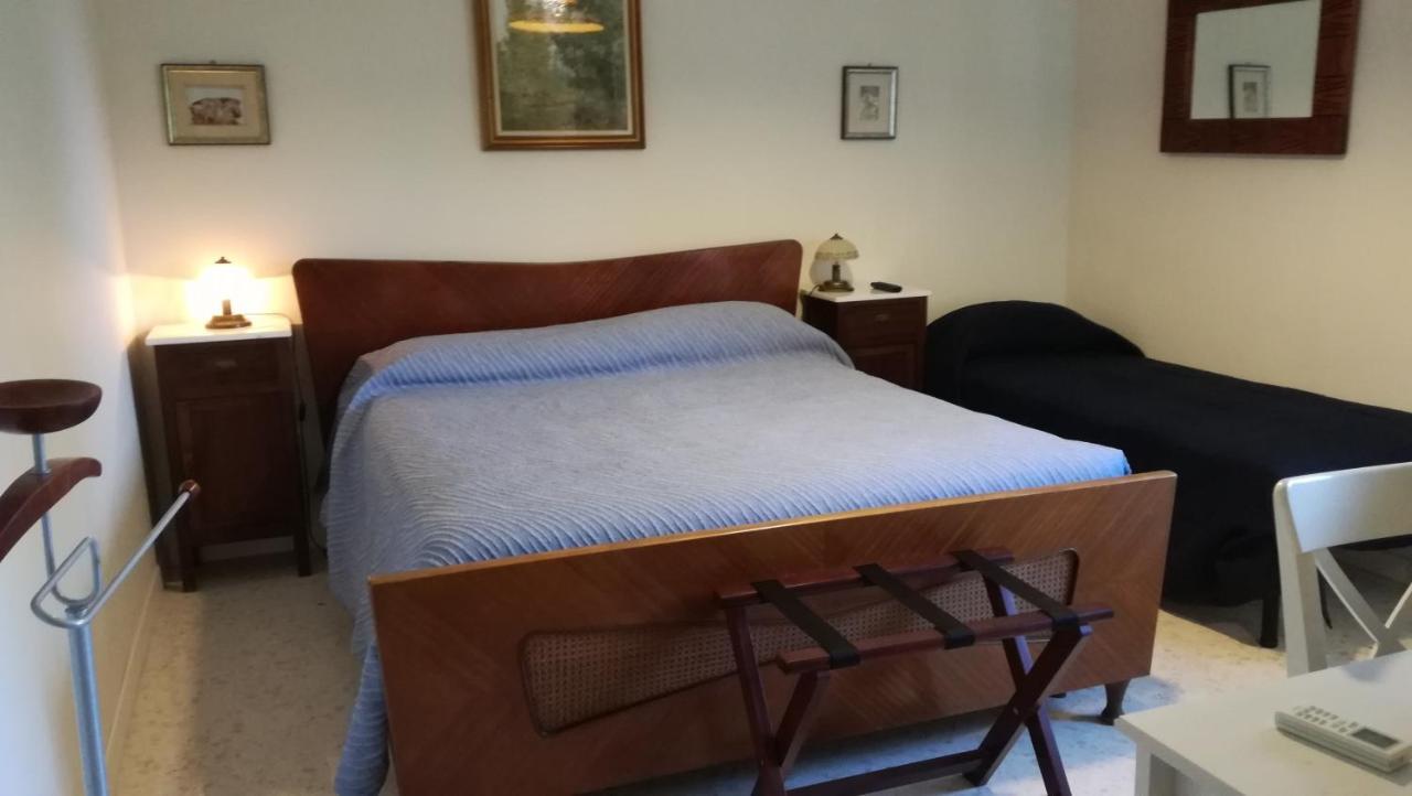 Le Rondini Bed and Breakfast Neapel Exteriör bild